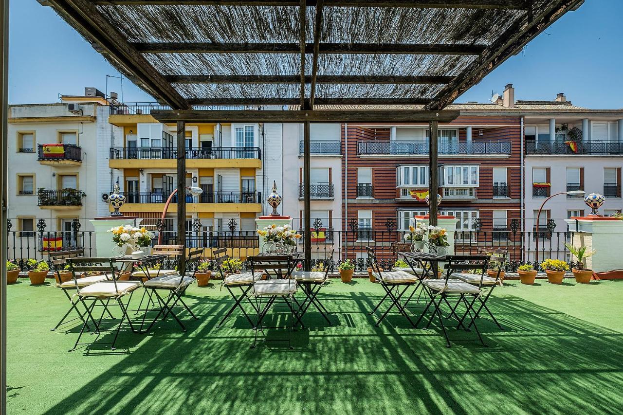 Noches De Triana Hotel Sevilla Buitenkant foto