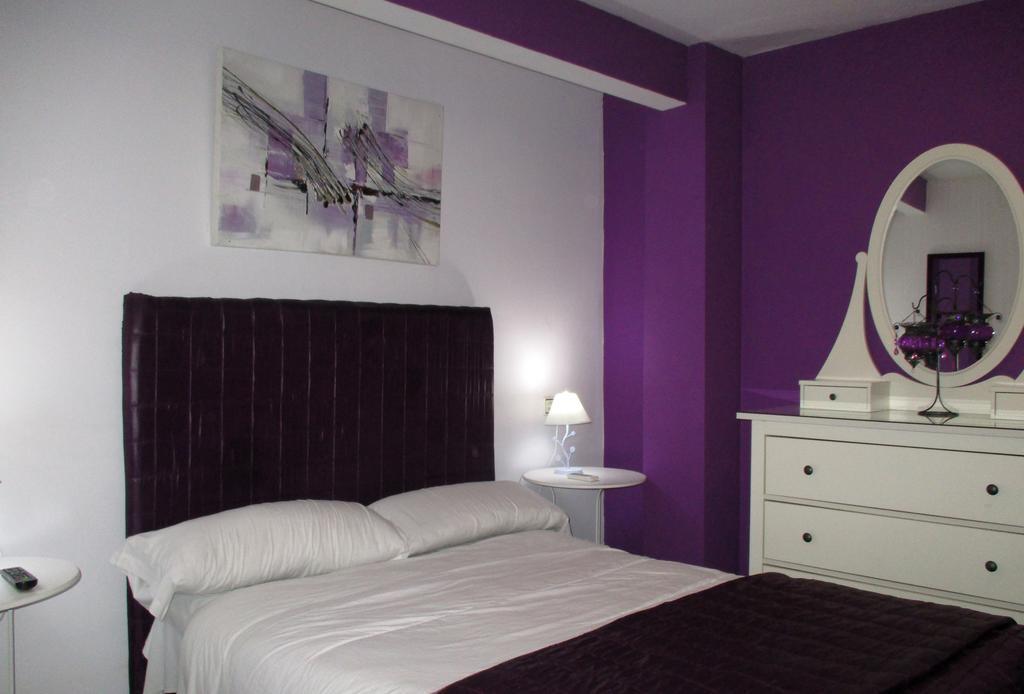 Noches De Triana Hotel Sevilla Buitenkant foto