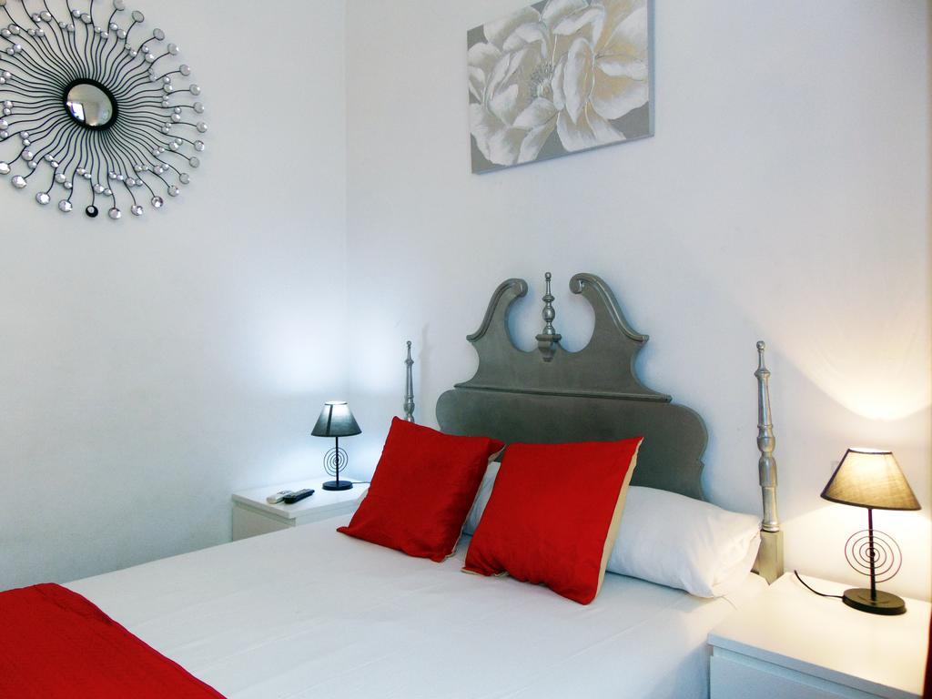 Noches De Triana Hotel Sevilla Buitenkant foto